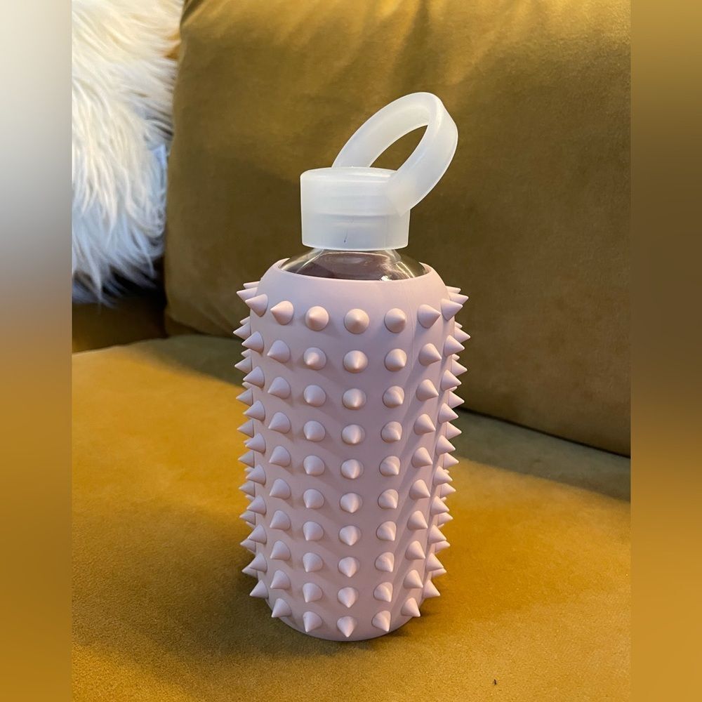 BKR VALENTINA SPIKED LITTLE BOTTLE 500ML (16OZ) IN BLUSH
